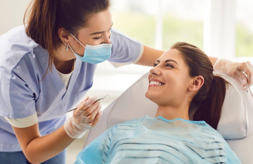 A Trip to the Dentist in Nashville Can Maximize Your Dental Insurance Benefits